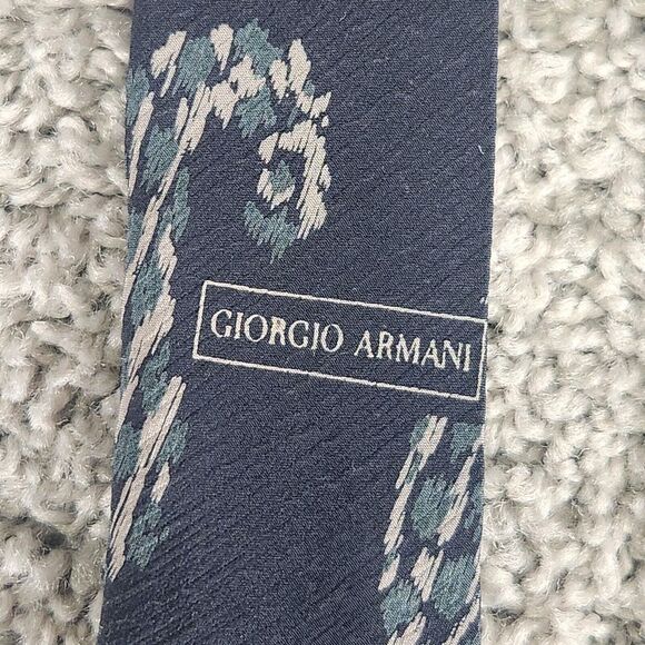 Giorgio Armani Cravette‎ Silk Tie Navy Blue Necktie Paisley 3.5 x 55 Made Italy - Picture 2 of 6